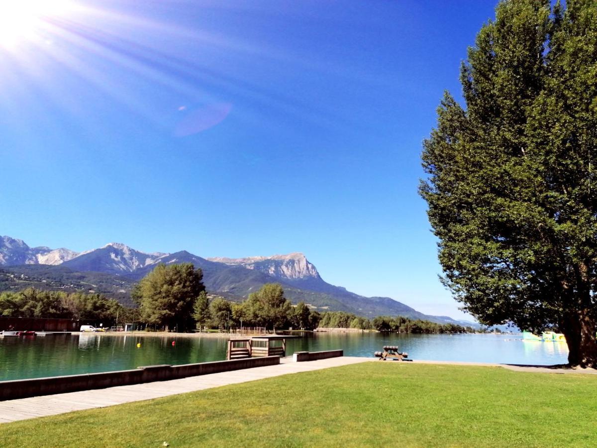 T3 Au Plan D'Eau D'Embrun Avec Garage Et Terrasse Appartement Buitenkant foto